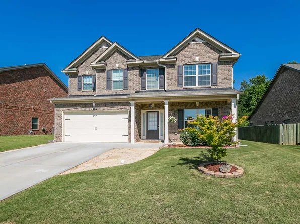 990 Spanish Moss Trl, Loganville, GA 30052