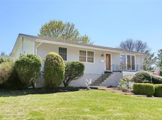 45 Kirchner Dr, Tappan, NY 10983