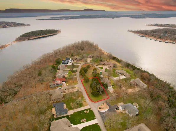 148 Water Point Lane, Branson West, MO 65737
