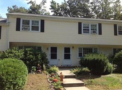 1st image of 156 E Bacon St APT 3