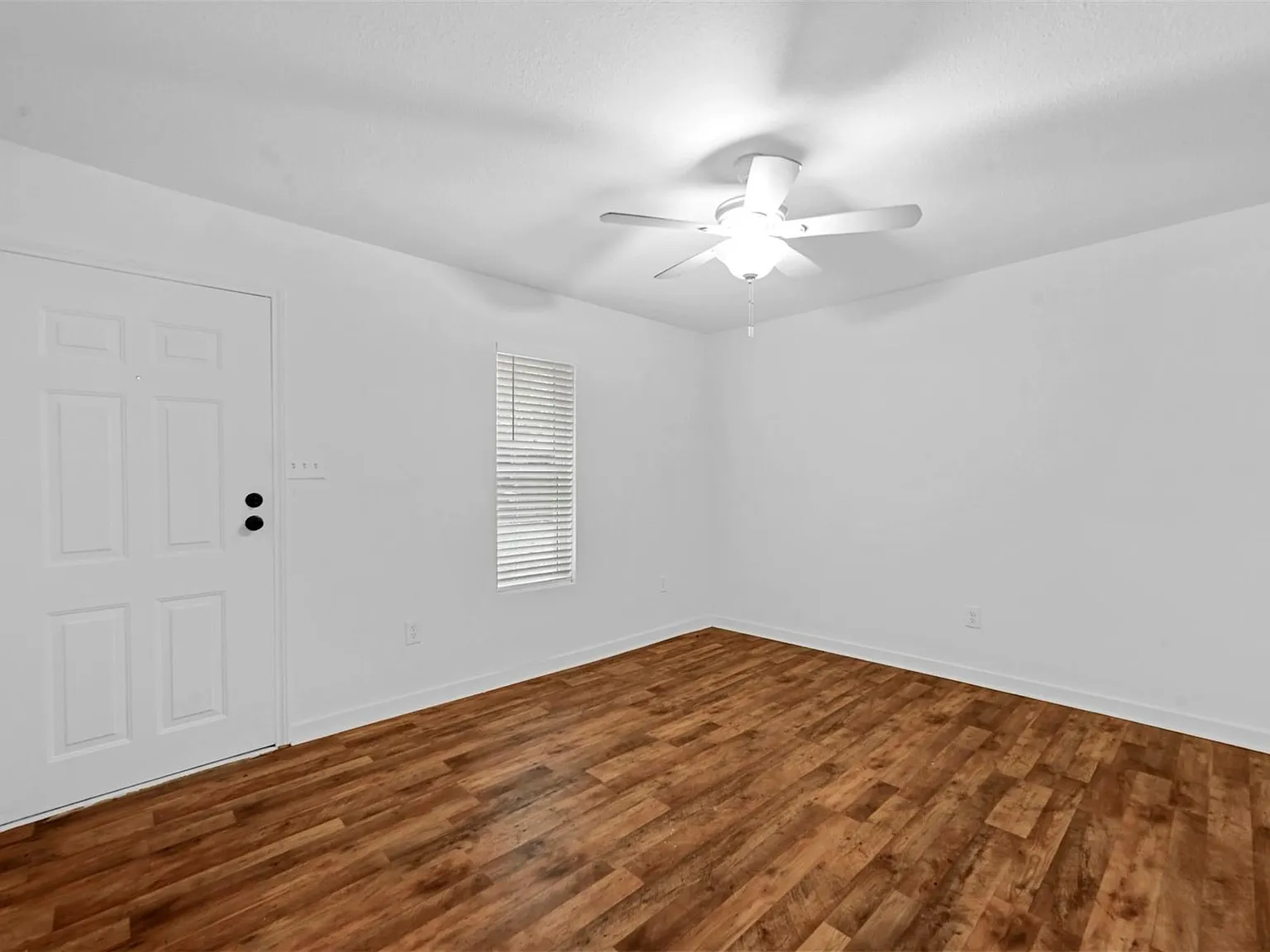 3 bed, 1432 sqft, $1,500 — Photo 3