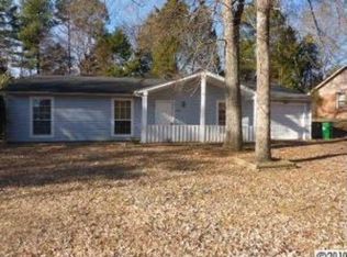 6319 Farmstead Dr, Charlotte, NC 28227