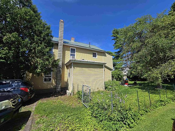 3rd image of 137 Maple Street