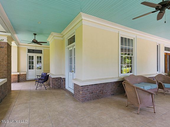 5th image of 109 Overbrook Hl