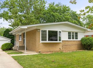308 N Park Dr, Glenwood, IL
