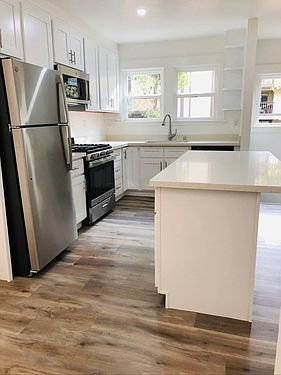 4th image of 180 Arch St #5