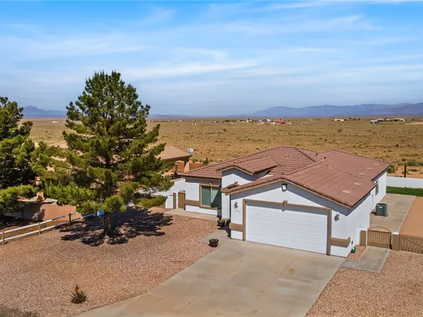 7297 E Stoneaxe Drive, Kingman, AZ 86401