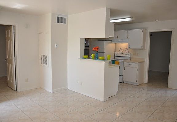 2nd image of 8793 NW 39th St