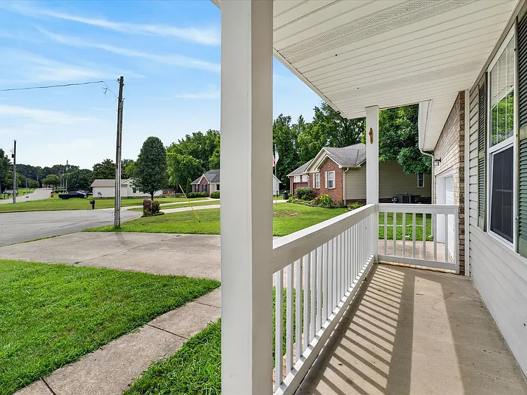 3171 Buckhorn Ct — Photo 6