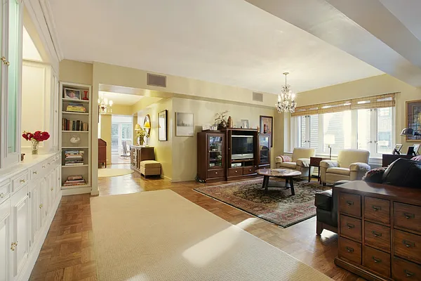 Sold by Corcoran | media 27