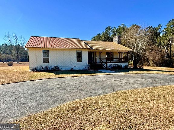 3rd image of 1504 W Golden Rd #Na