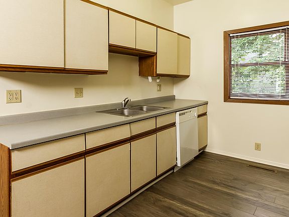 Kitchen -- 2 BR $975.00