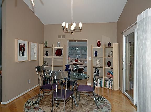 5th image of 6510 Woodbank Dr