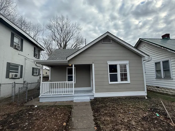 204 10th Ave #A, South Charleston, WV 25303