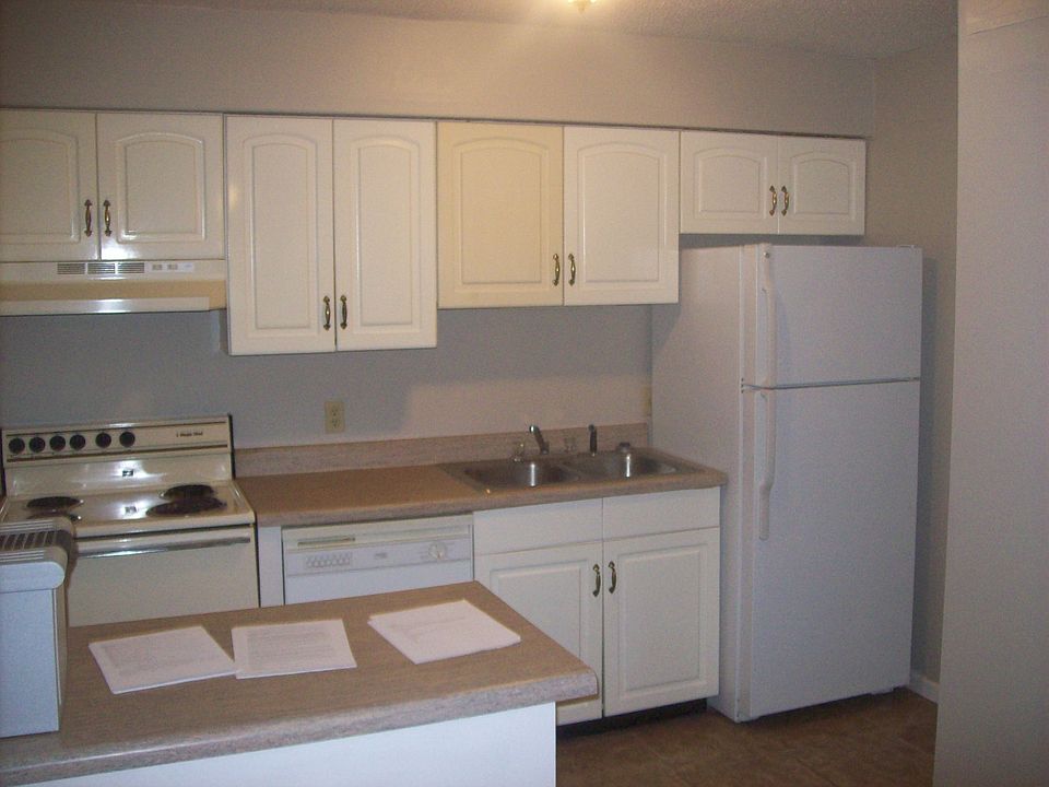 1st image of 3404B Birchwood Dr