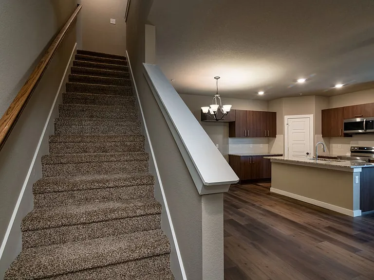 635 Wheatfield Dr — Photo 7