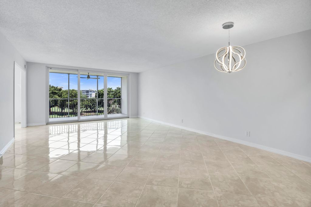 2651 S PALM AIRE Drive #410, photo 7