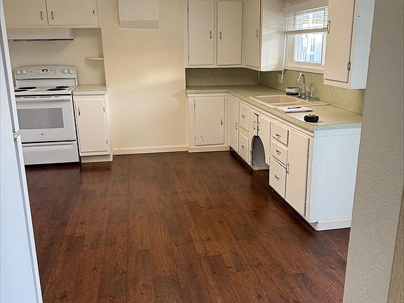 4th image of 103 W Gilman Ave APT 1