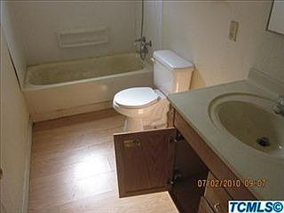 4th image of 9611 Garden Dr