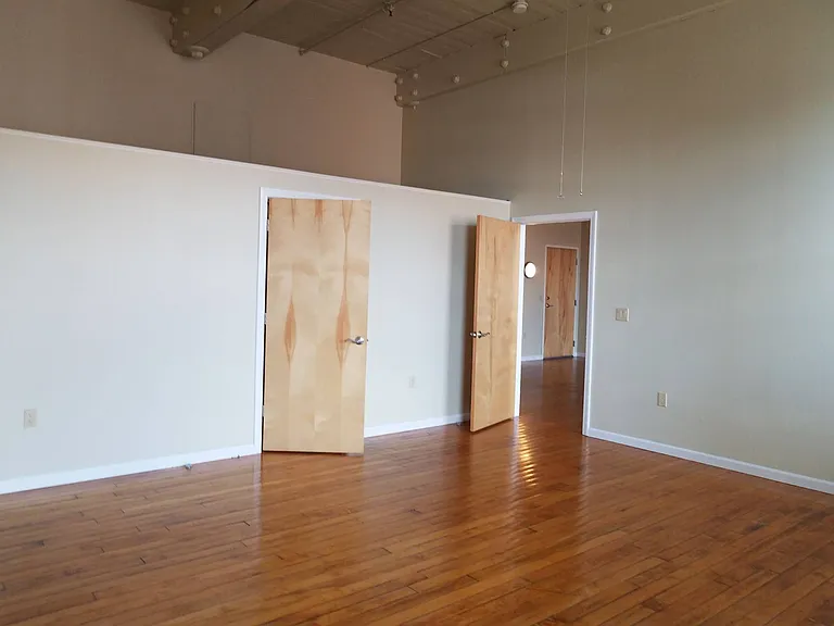 The Lofts at Wamsutta Place — Photo 18