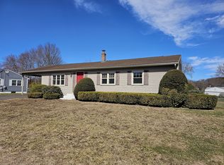 9 Upland Rd, Holyoke, MA 01040