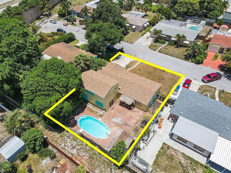 1st image of 1745 12th Ct N