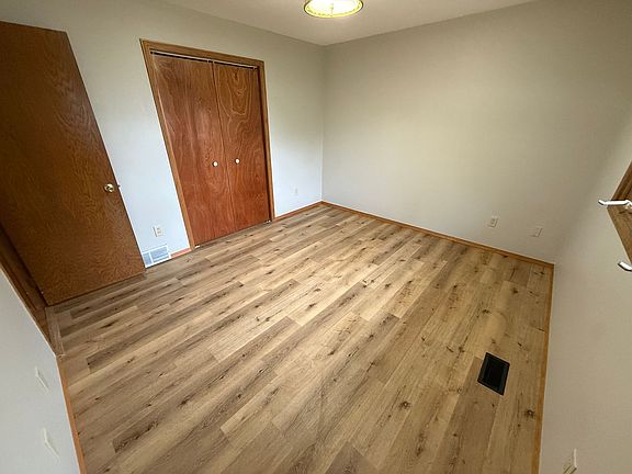 2nd image of 2601 S Ascot Ave