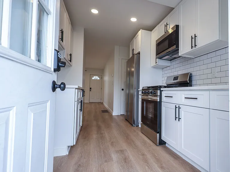 2401 Forest St #2401 — Photo 12