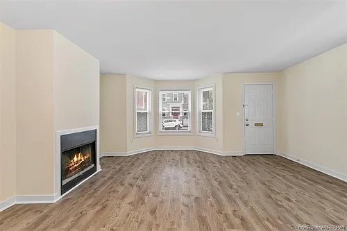 86 Howe St #A Photo 1 86 Howe St #A Photo 1