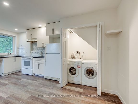 5th image of 233 Kingston Rd