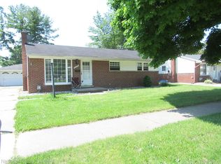 36453 Glenwood Rd, Wayne, MI 48184
