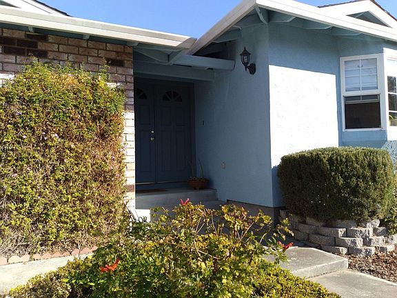 4th image of 6184 Ansdell Way