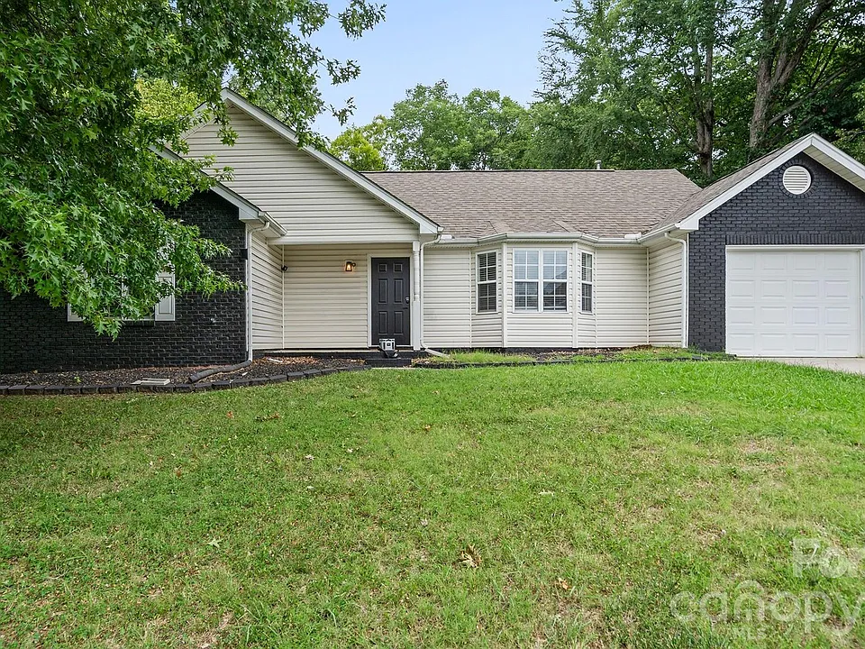 3320 Whitebridge Ln