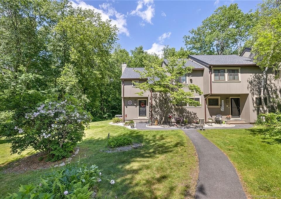 1st image of 35 Woods Way #1A