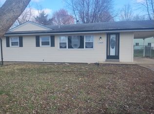 11632 Larimore Rd, Saint Louis, MO 63138