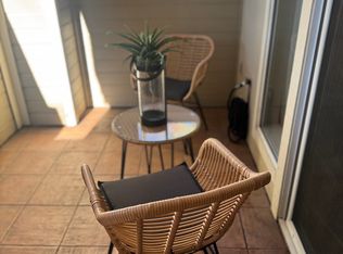 2530 Oak Rd, Walnut Creek, CA 94597