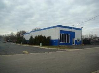 26 Newton Ave, Glen Ellyn, IL 60137