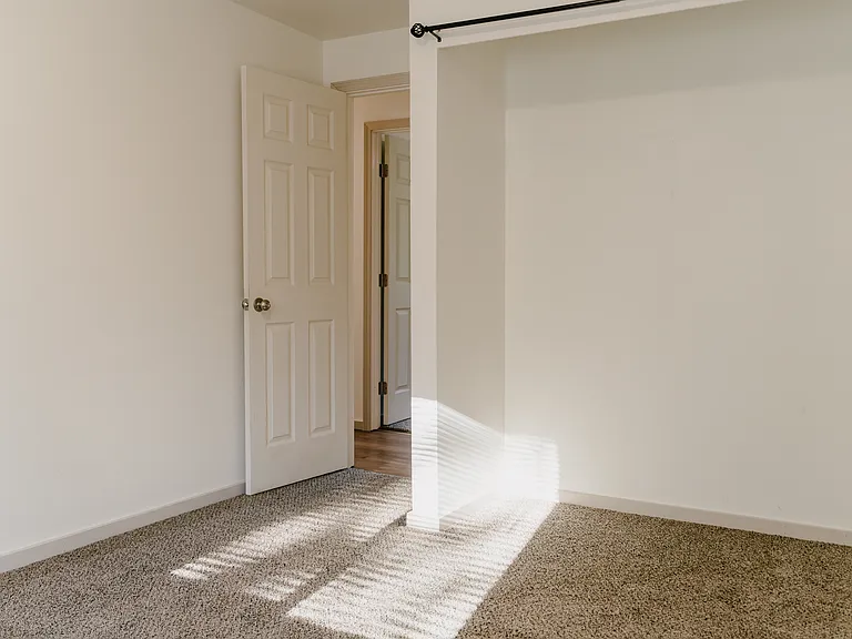 3815 Maple Ave — Photo 17