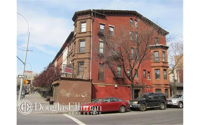 Rented by Douglas Elliman | media 25