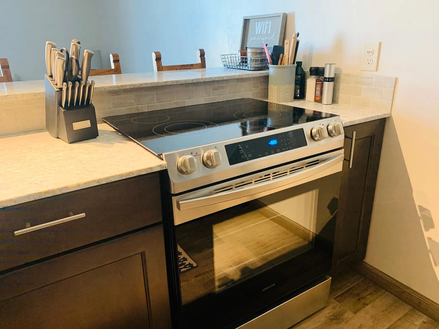 1 bed, 635 sqft, $5,500 — Photo 2