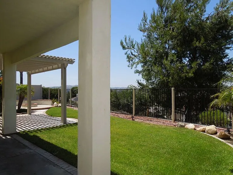 32084 Paseo Parallon — Photo 60