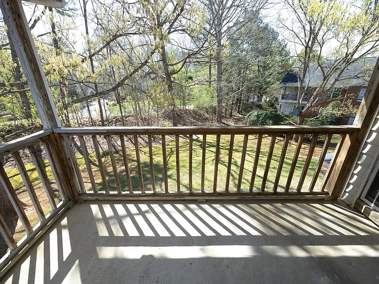 521 Renshaw Ct — Photo 26