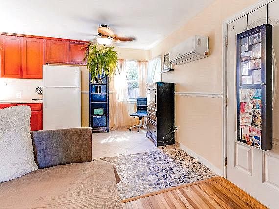 Kitchen/Living Room.