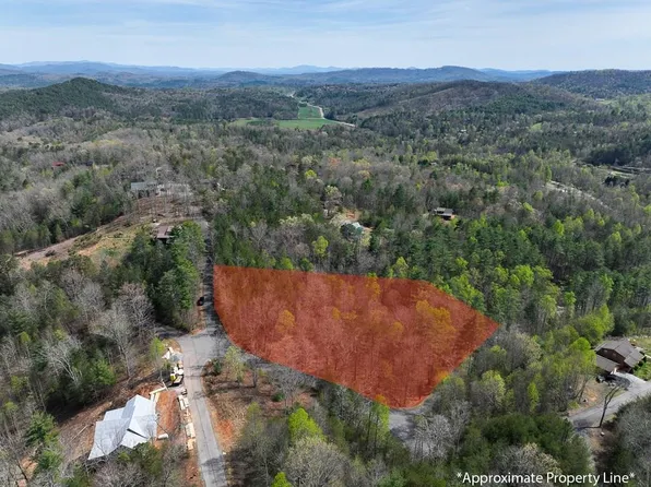 2 Flowing Springs Dr, Murphy, NC 28906