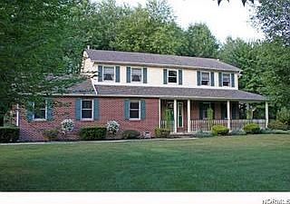 2nd image of 38547 Arbor Ct