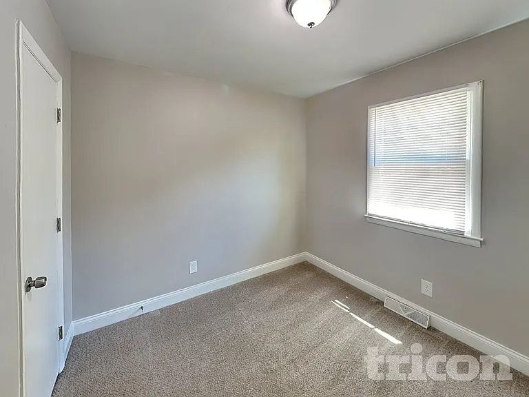 6809 Cardigan Ave — Photo 13
