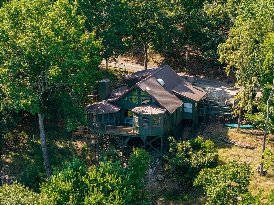 1st image of 172 N Bluff Rd