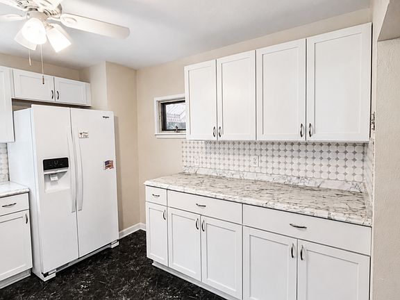 5th image of 585 Novella Ave