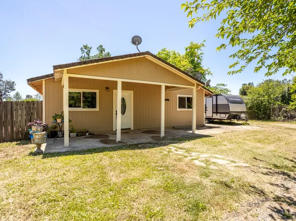 17125 Zanita Trl, Anderson, CA 96007