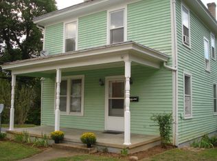 314 E Washington St, Lexington, VA 24450